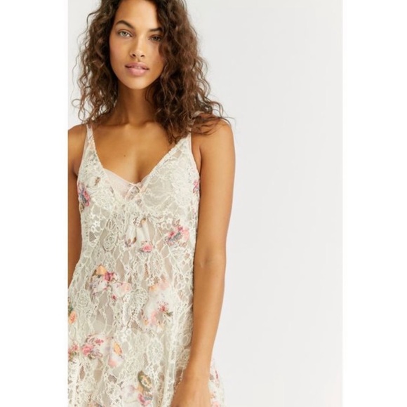 NWT XS Free People Lea Embellished Mini Slip - Picture 3 of 4
